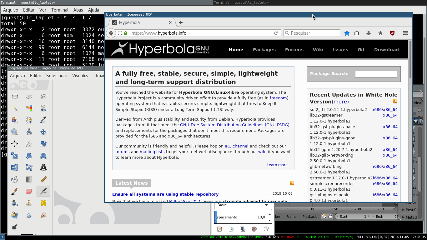  [Screenshot of Hyperbola with i3 window manager] 